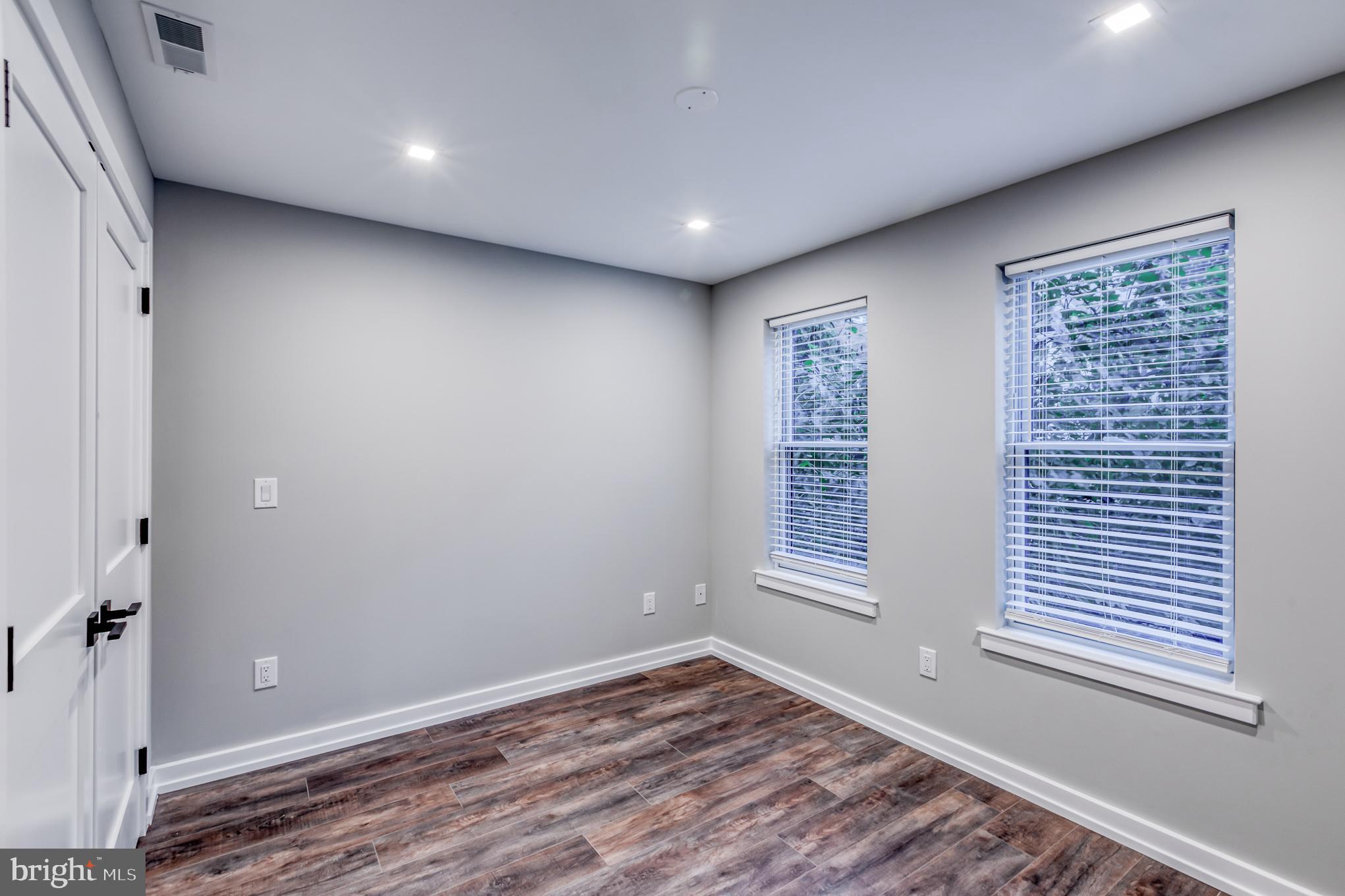 FAIRMOUNT - Residential Lease