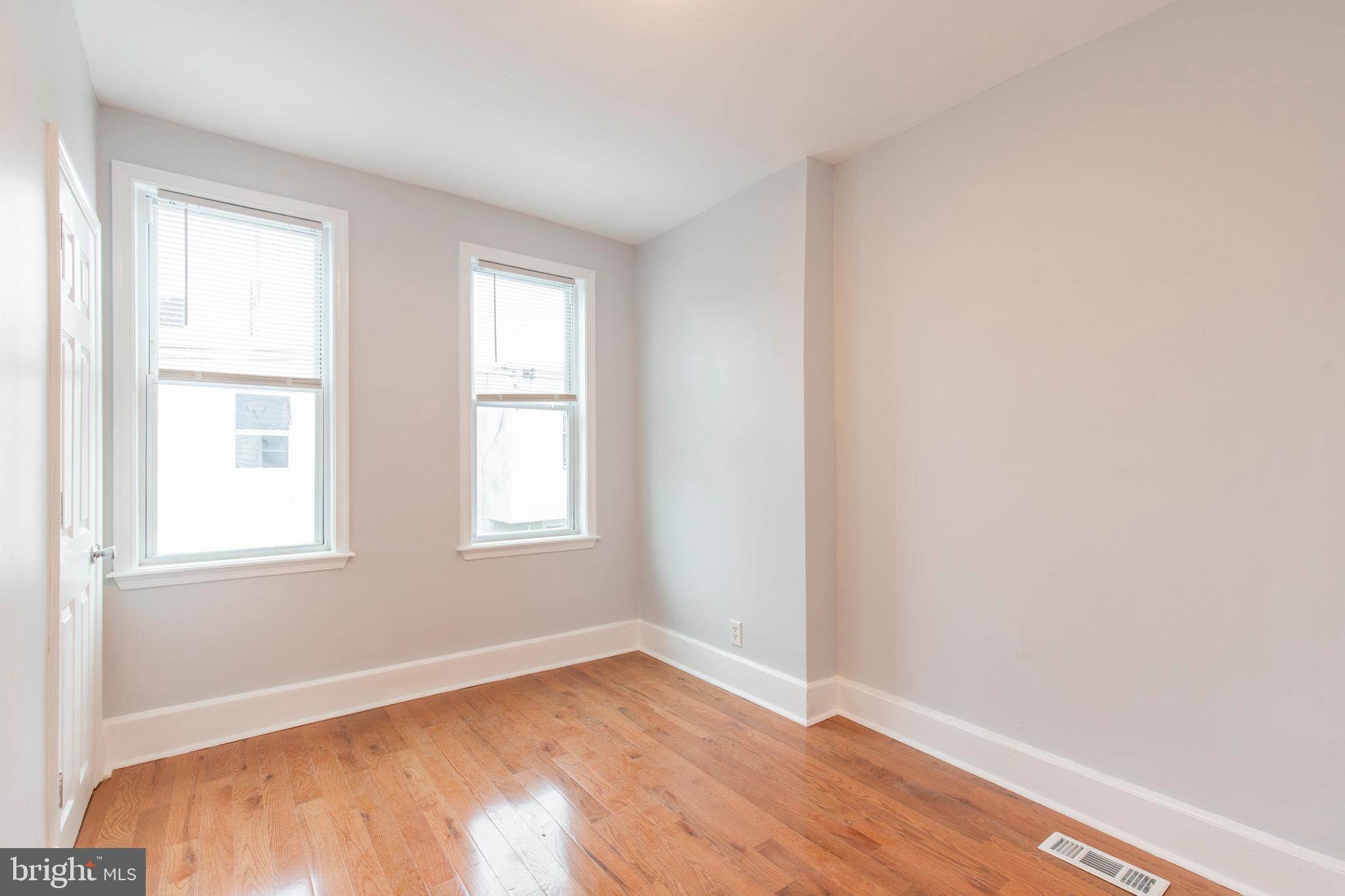 POINT BREEZE - Residential Lease