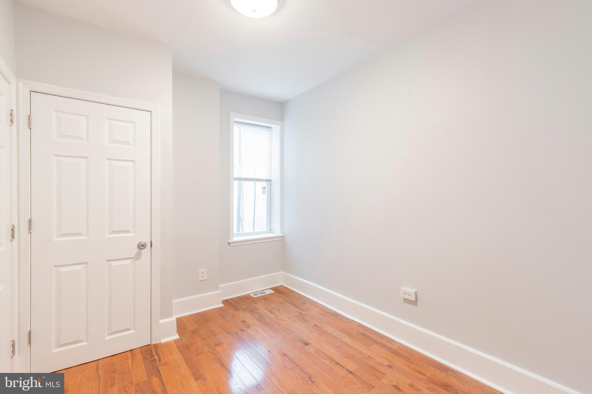 POINT BREEZE - Residential Lease