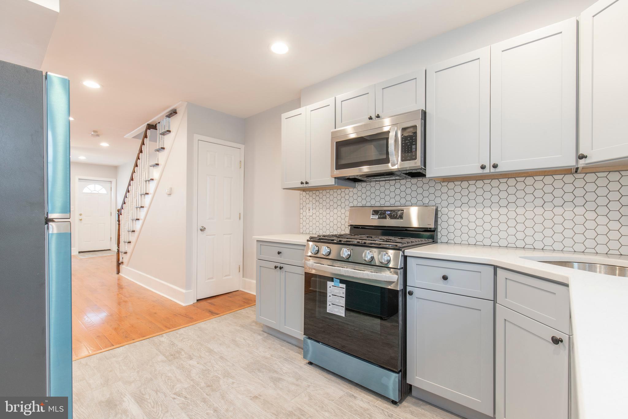 POINT BREEZE - Residential Lease