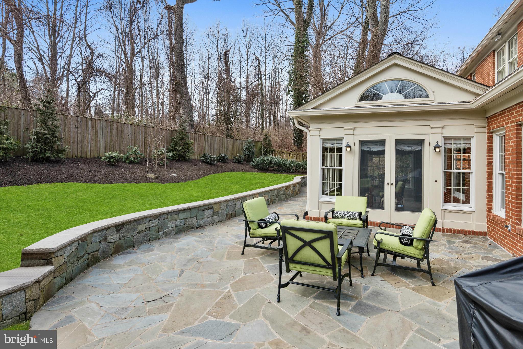 CEDARS OF MC LEAN - Residential