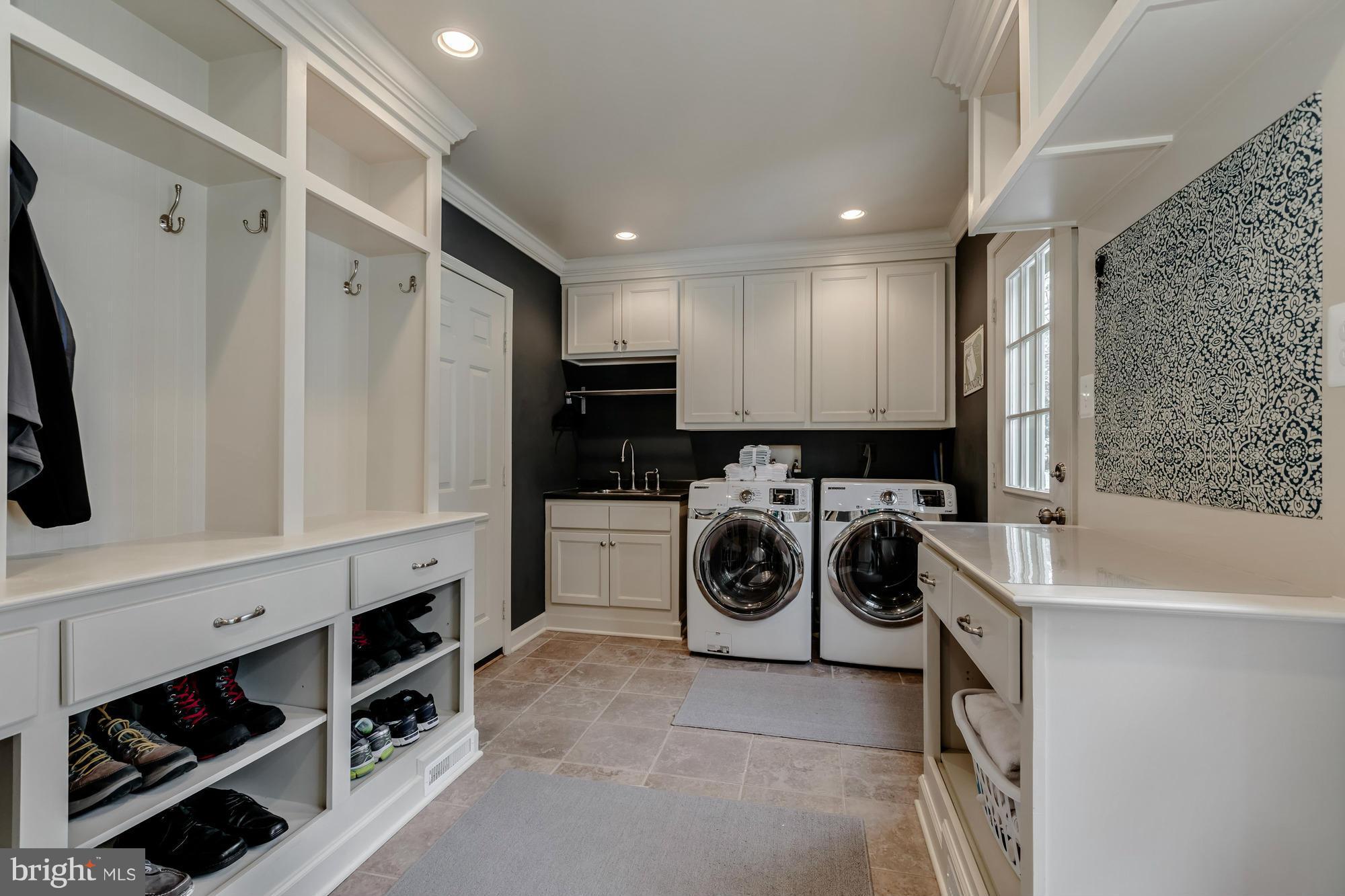 CEDARS OF MC LEAN - Residential