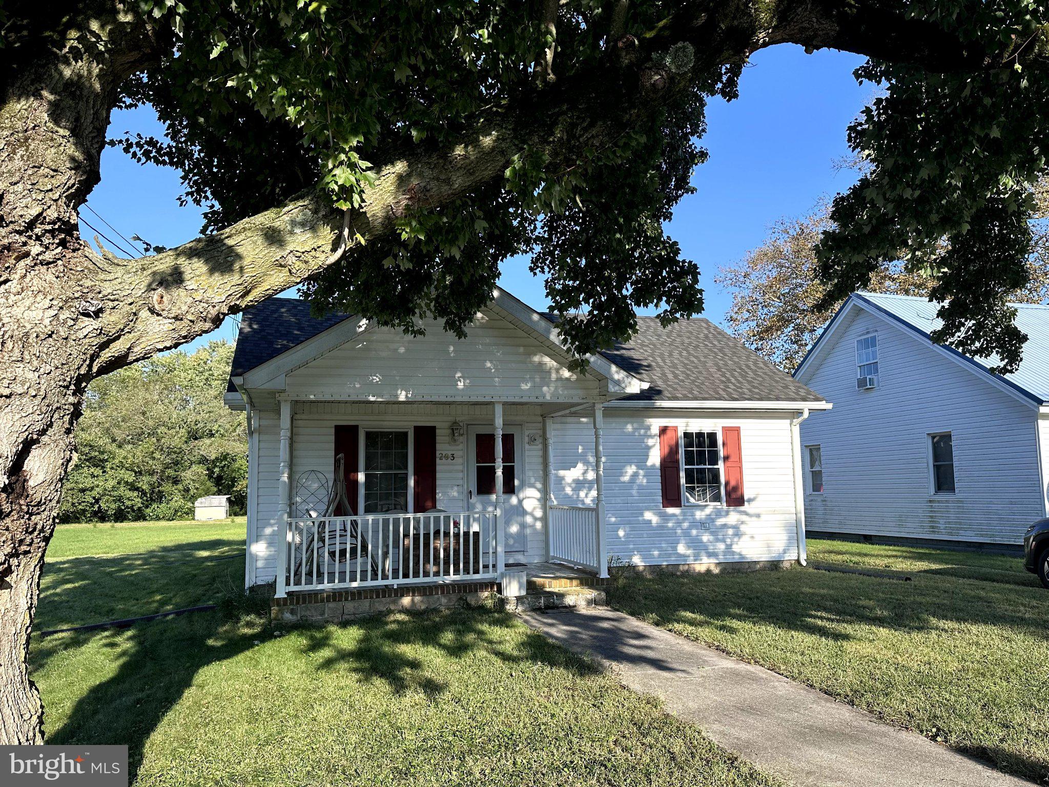 203 W MAIN STREET