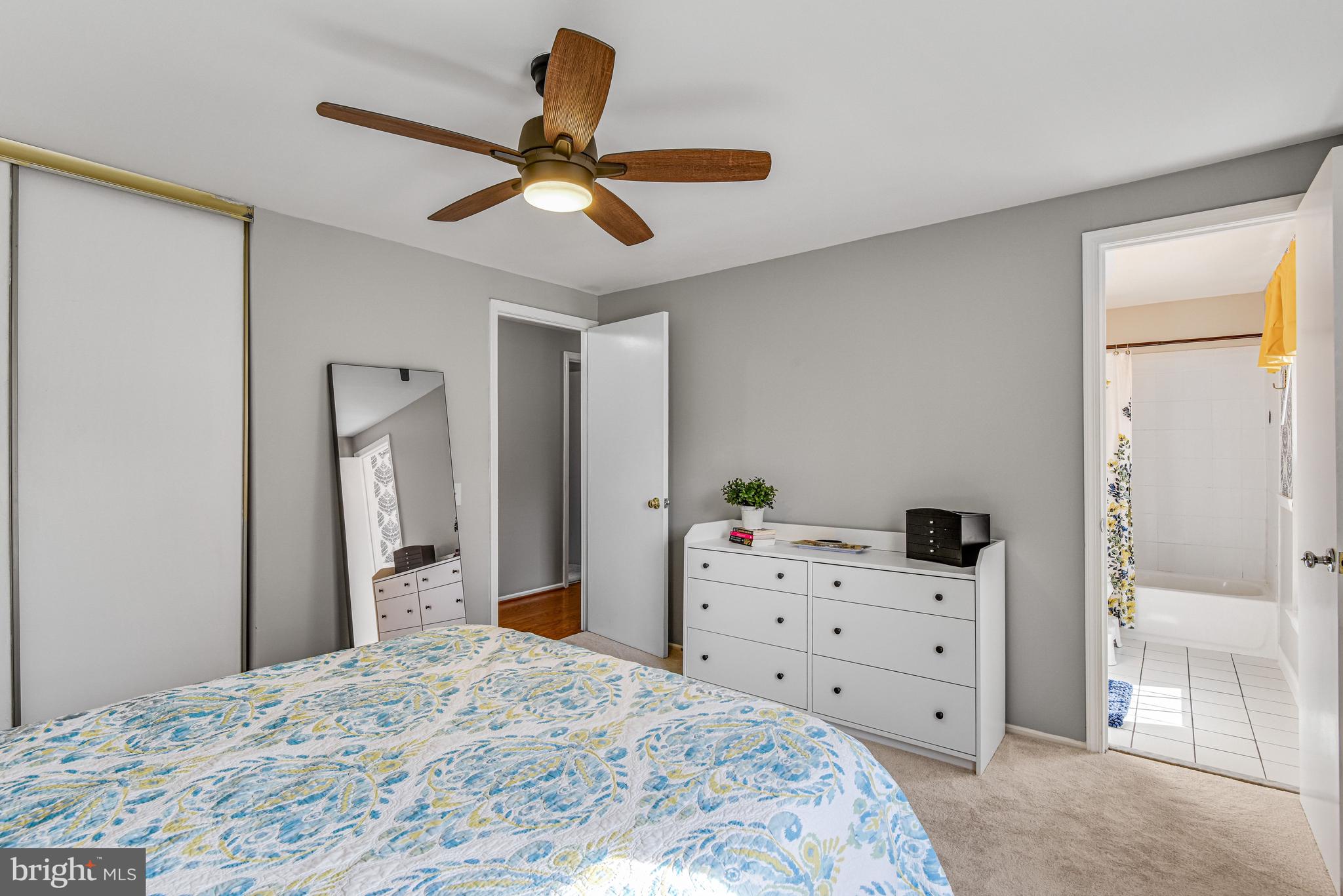 BURKE CENTRE - Residential