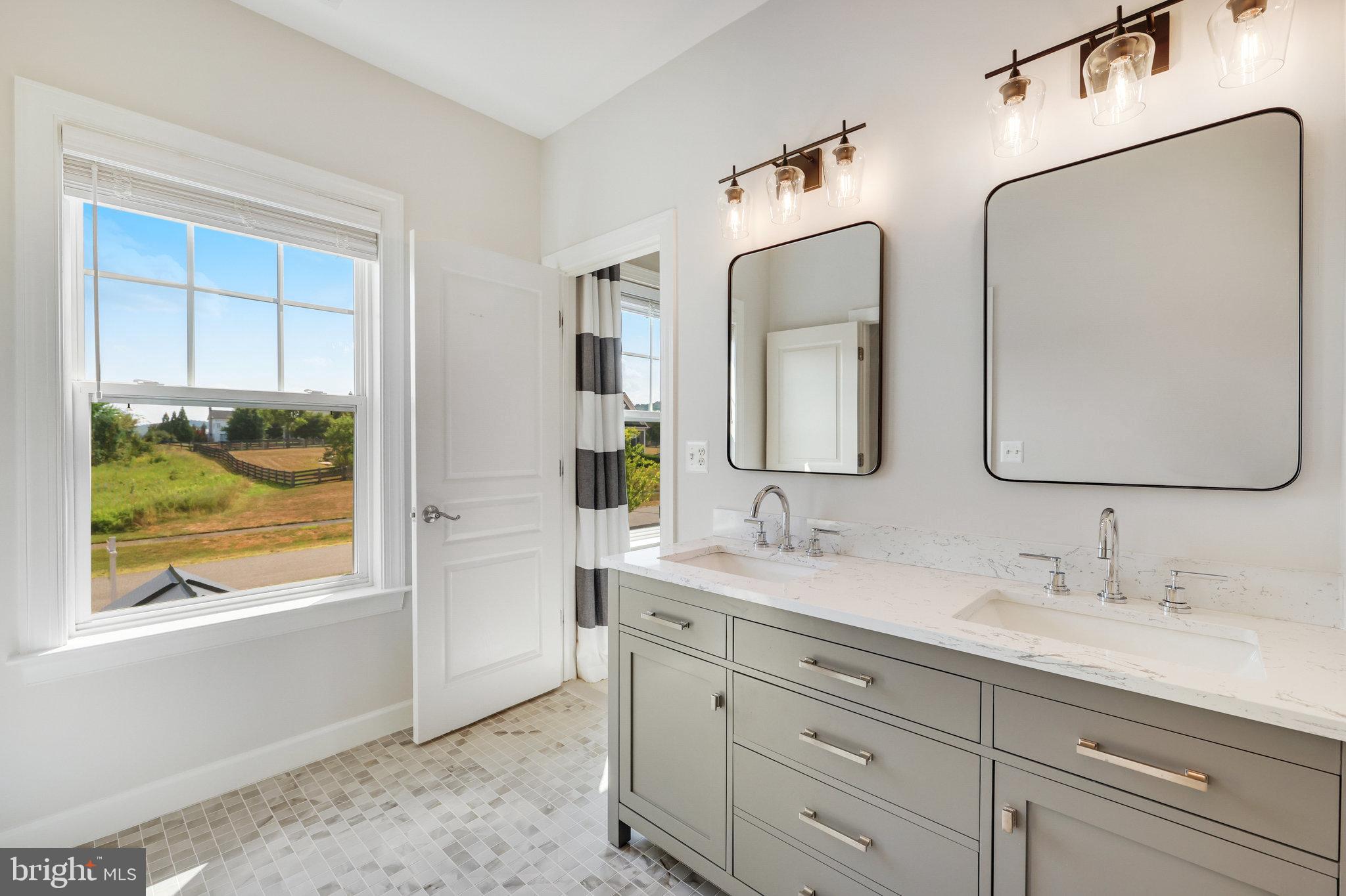 HISTORIC SELMA ESTATES - Residential