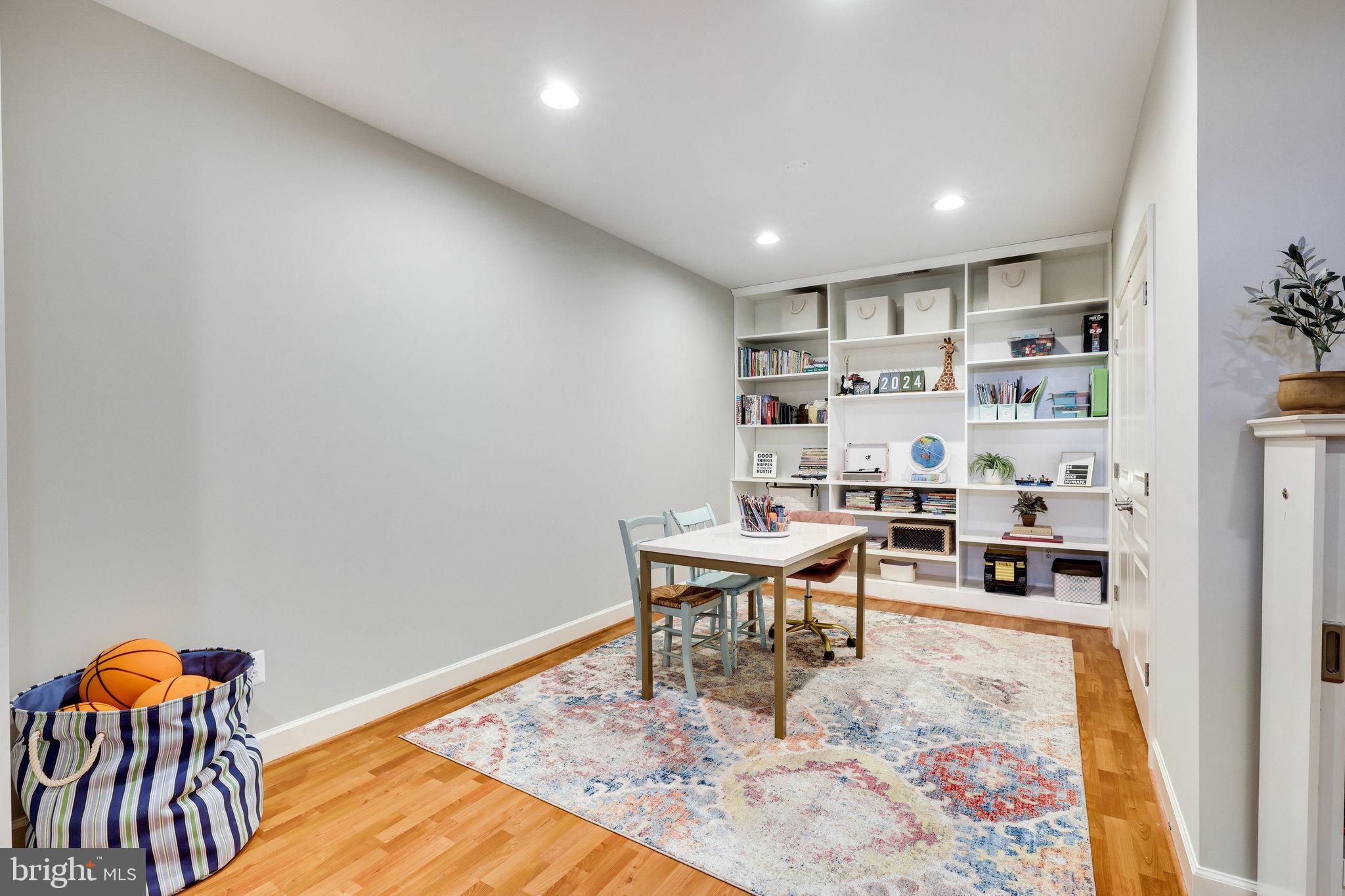 HISTORIC SELMA ESTATES - Residential