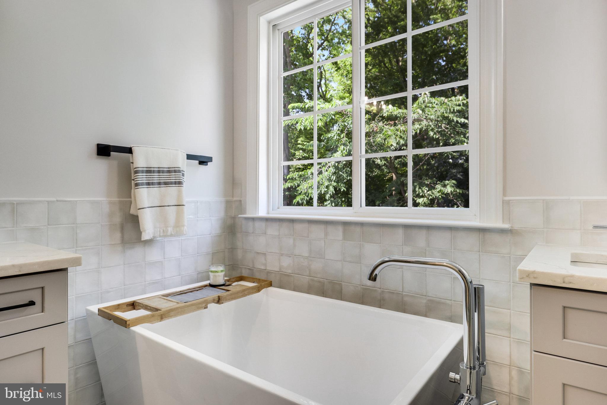 HISTORIC SELMA ESTATES - Residential