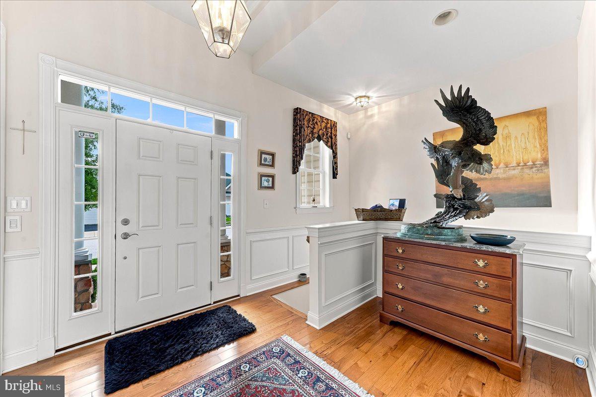708 HILLVIEW DRIVE