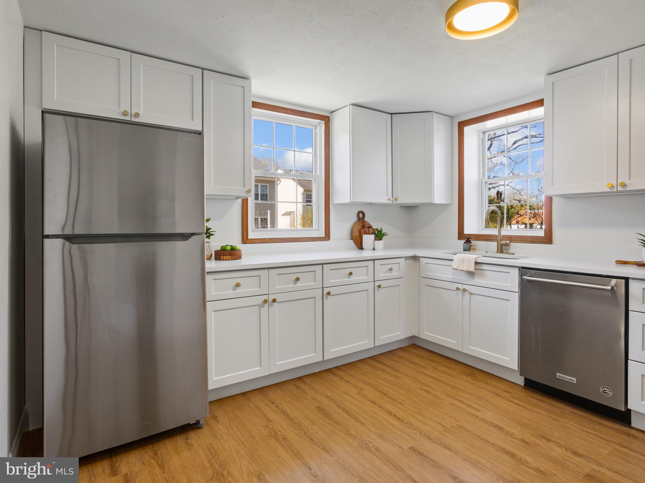 ELKRIDGE CROSSING - Residential