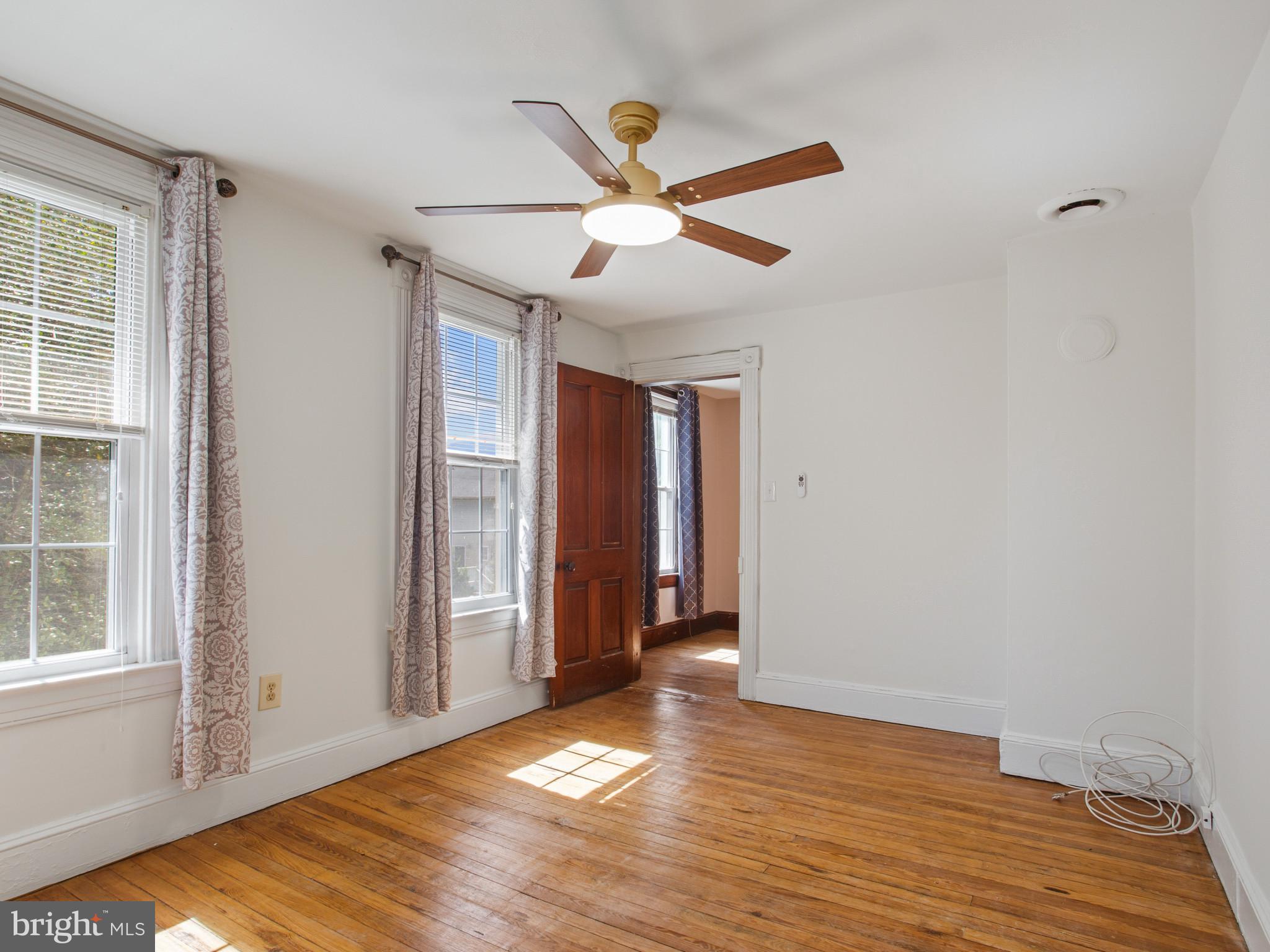 ELKRIDGE CROSSING - Residential