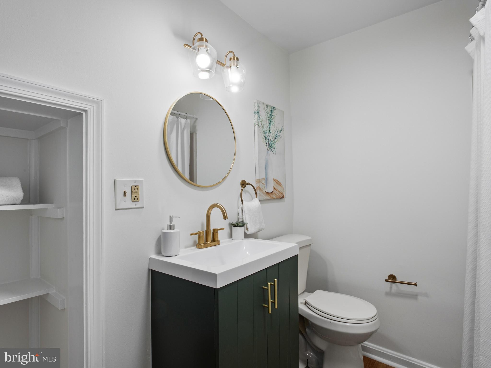 ELKRIDGE CROSSING - Residential