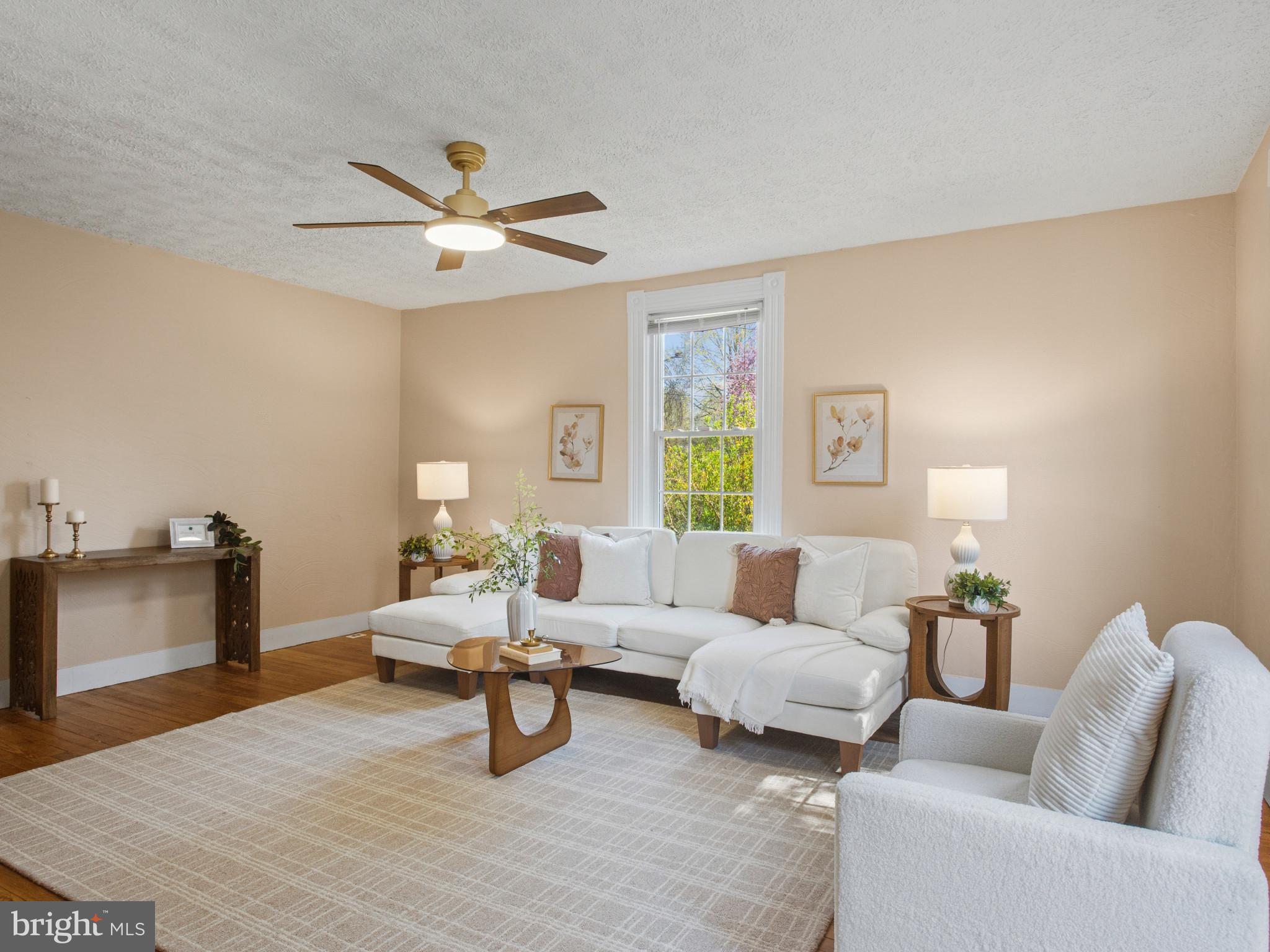 ELKRIDGE CROSSING - Residential