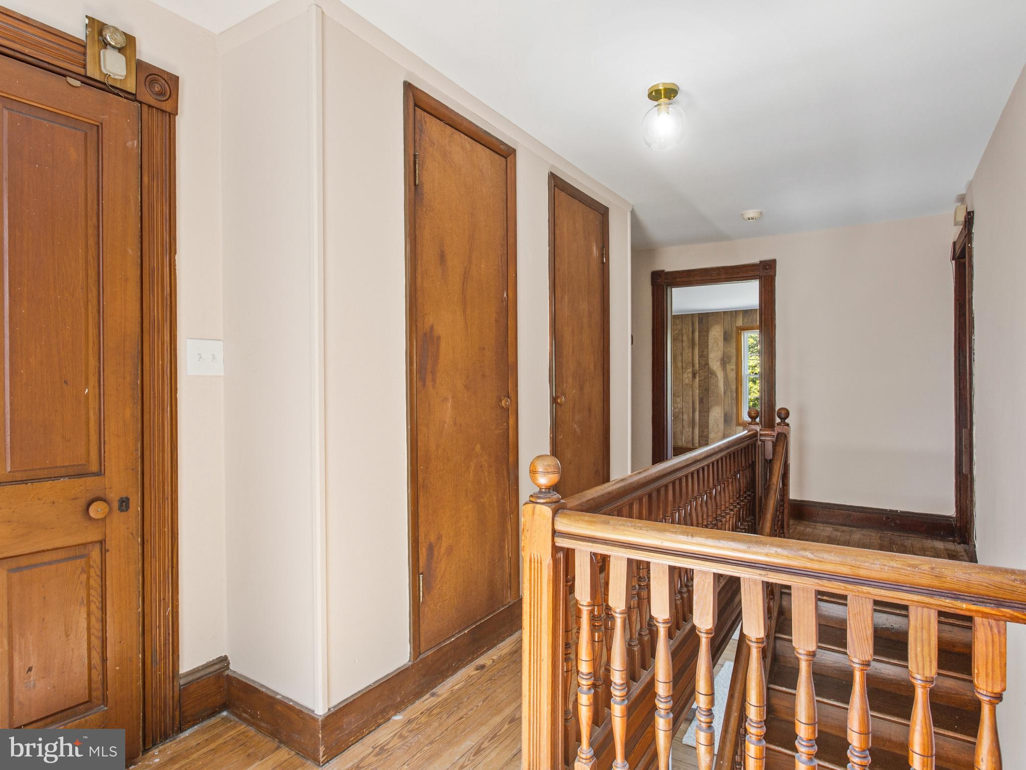 ELKRIDGE CROSSING - Residential