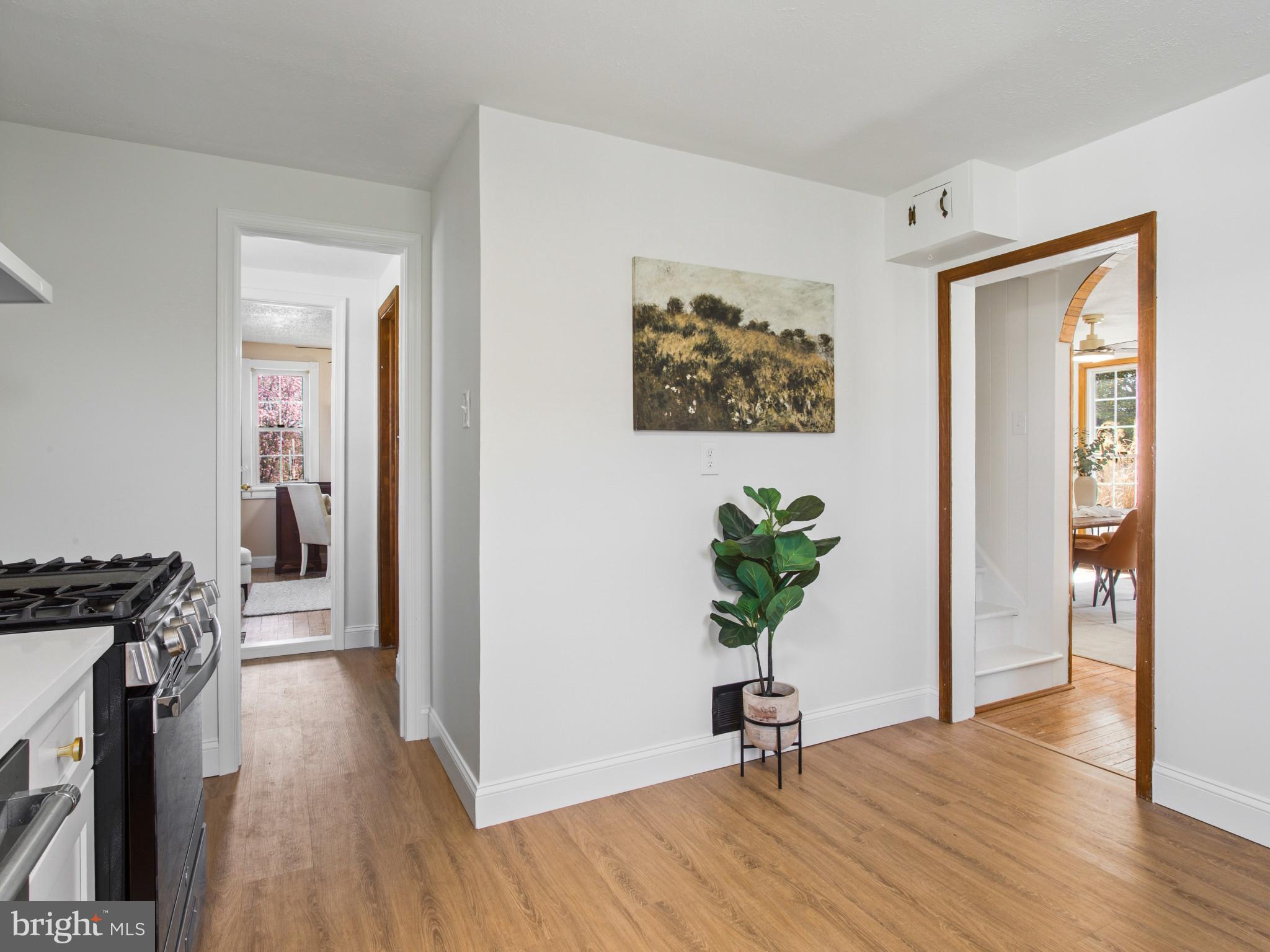 ELKRIDGE CROSSING - Residential