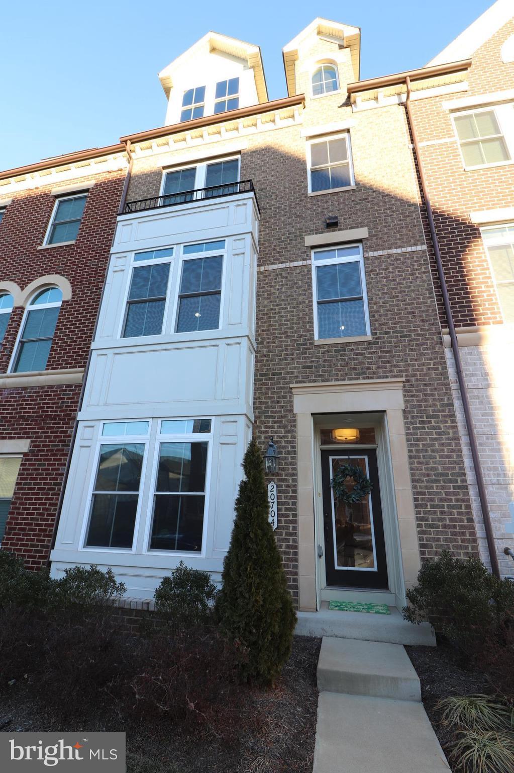 ONE LOUDOUN LAND BAY B - Residential