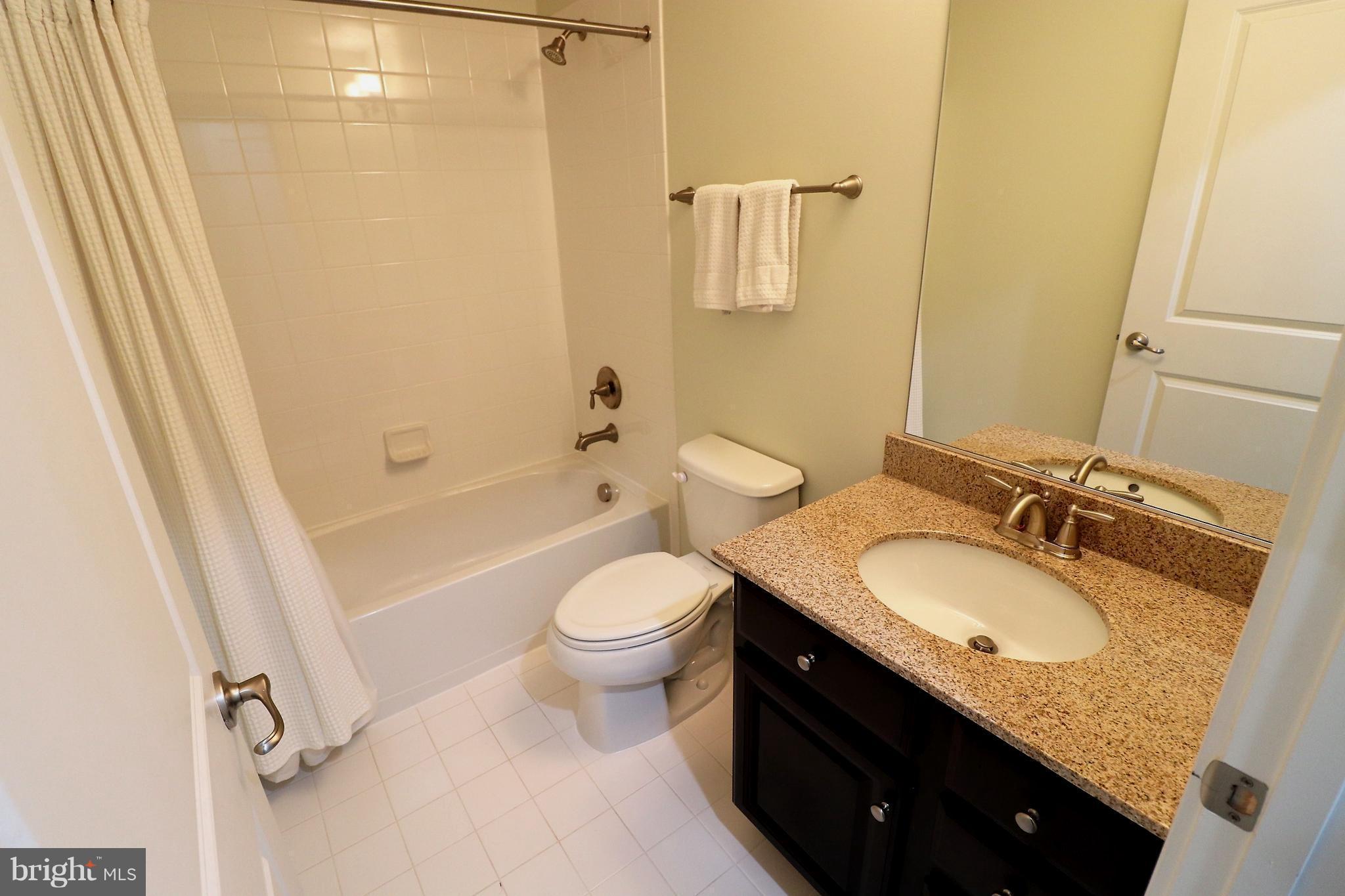 ONE LOUDOUN LAND BAY B - Residential