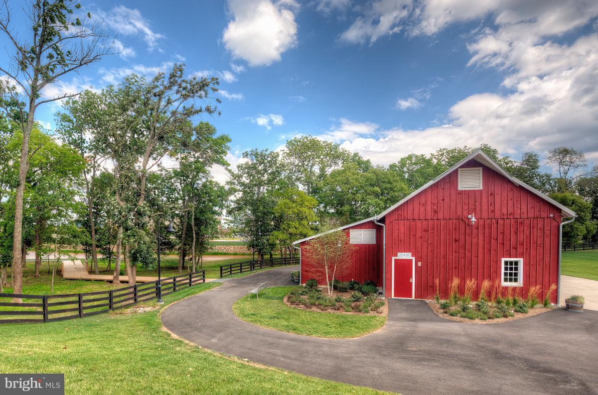 ONE LOUDOUN LAND BAY B - Residential