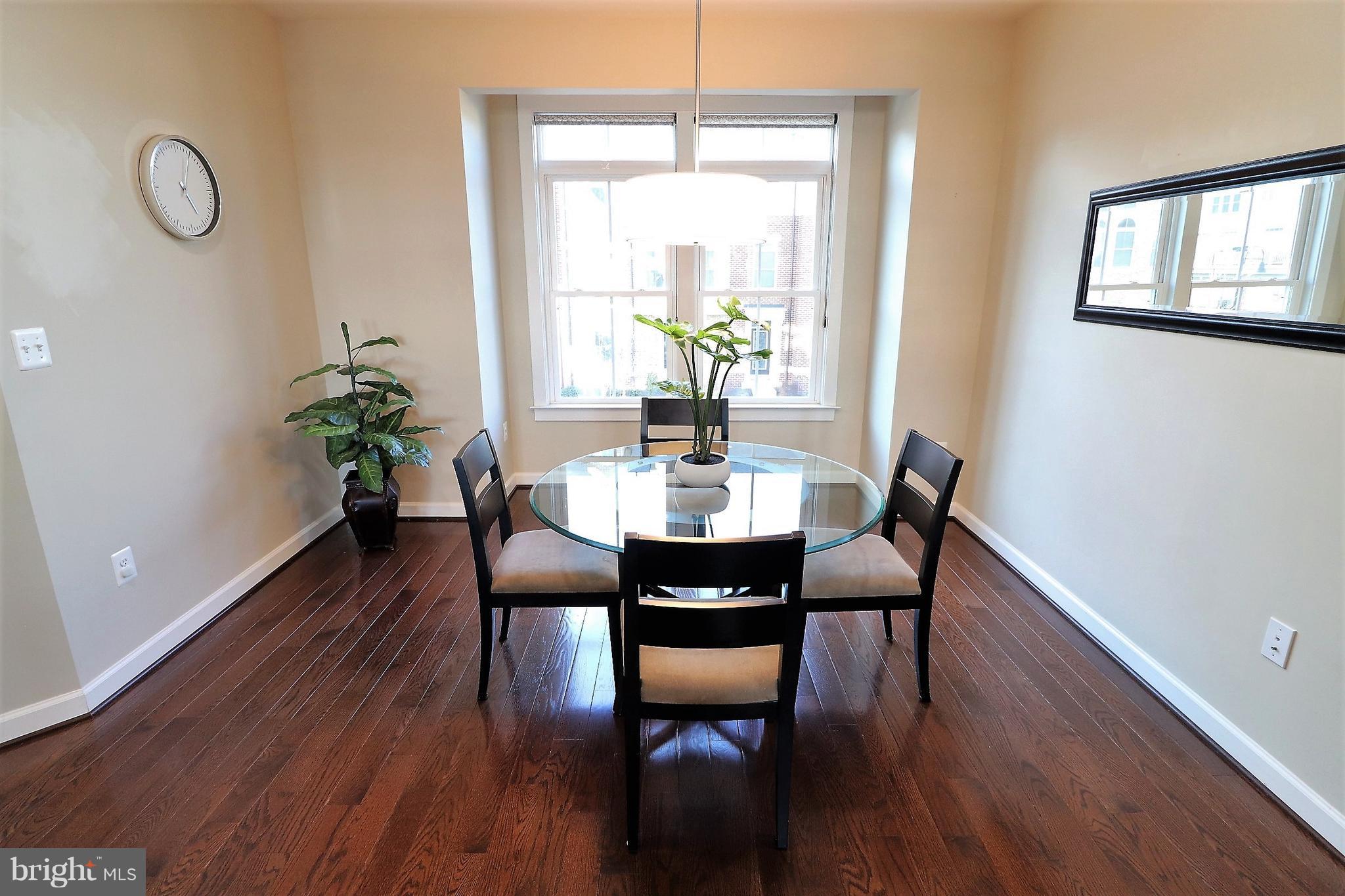 ONE LOUDOUN LAND BAY B - Residential