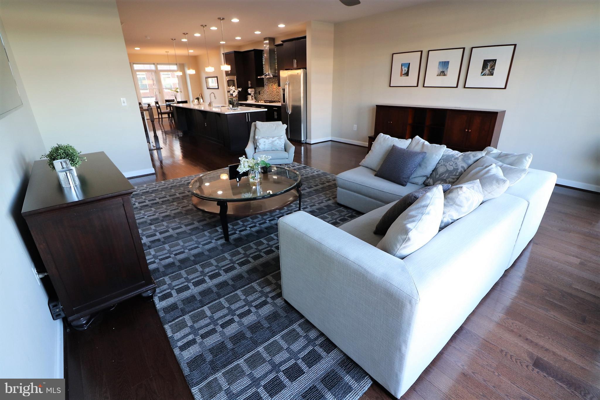 ONE LOUDOUN LAND BAY B - Residential