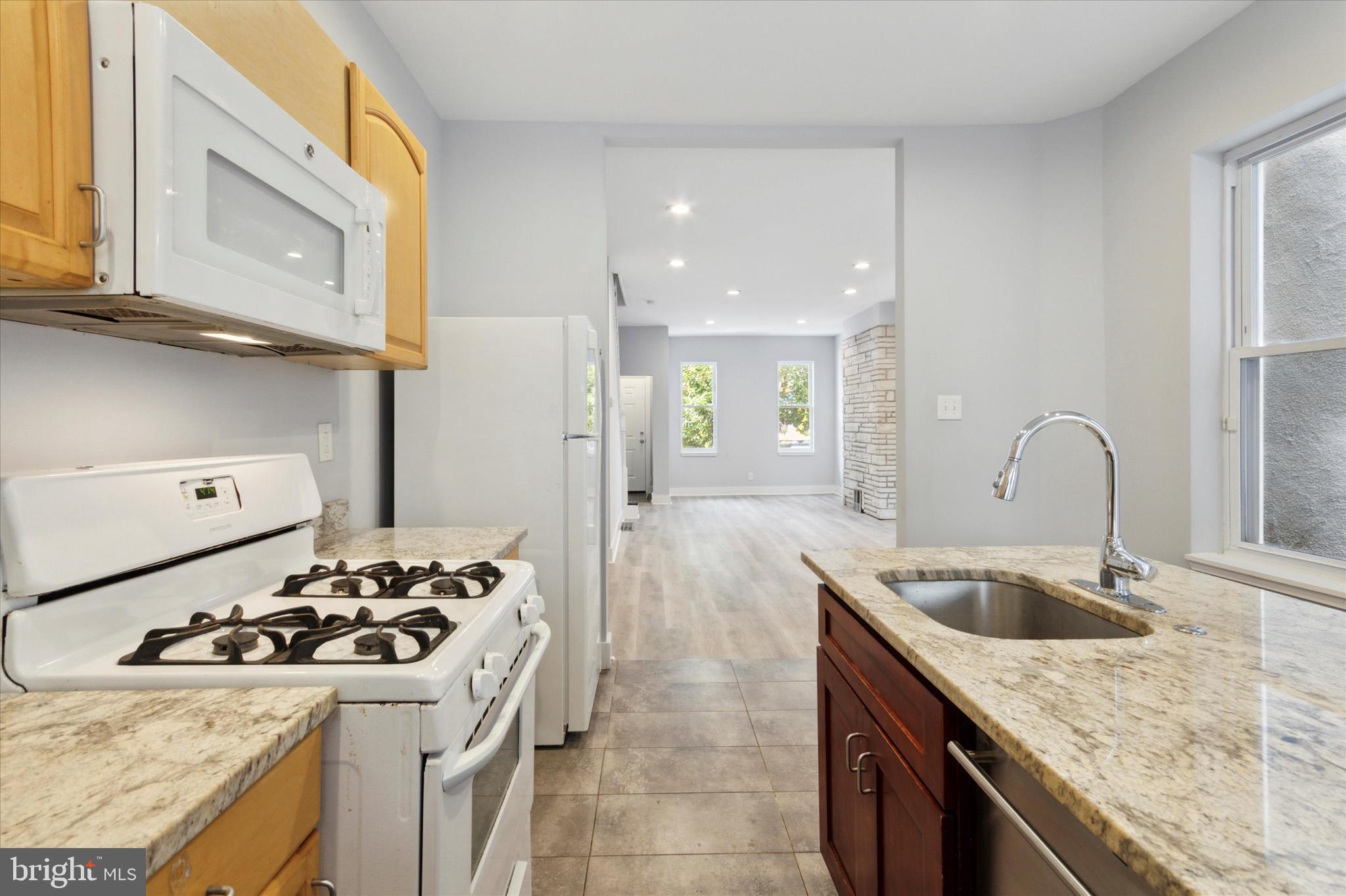 2243 E CLEARFIELD STREET