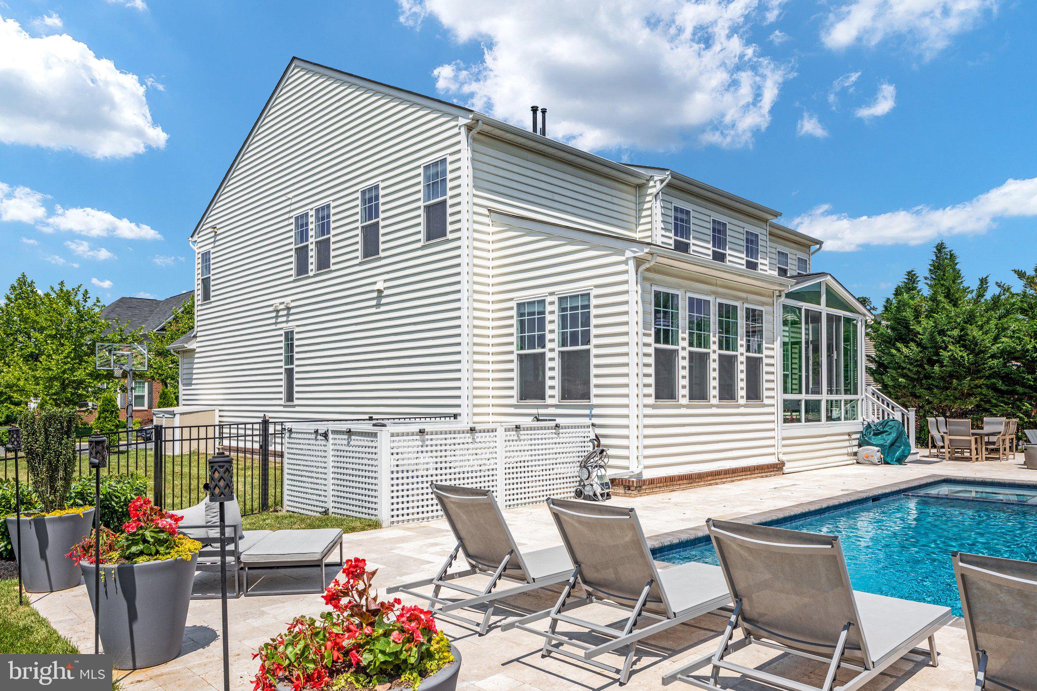 BRAMBLETON - Residential