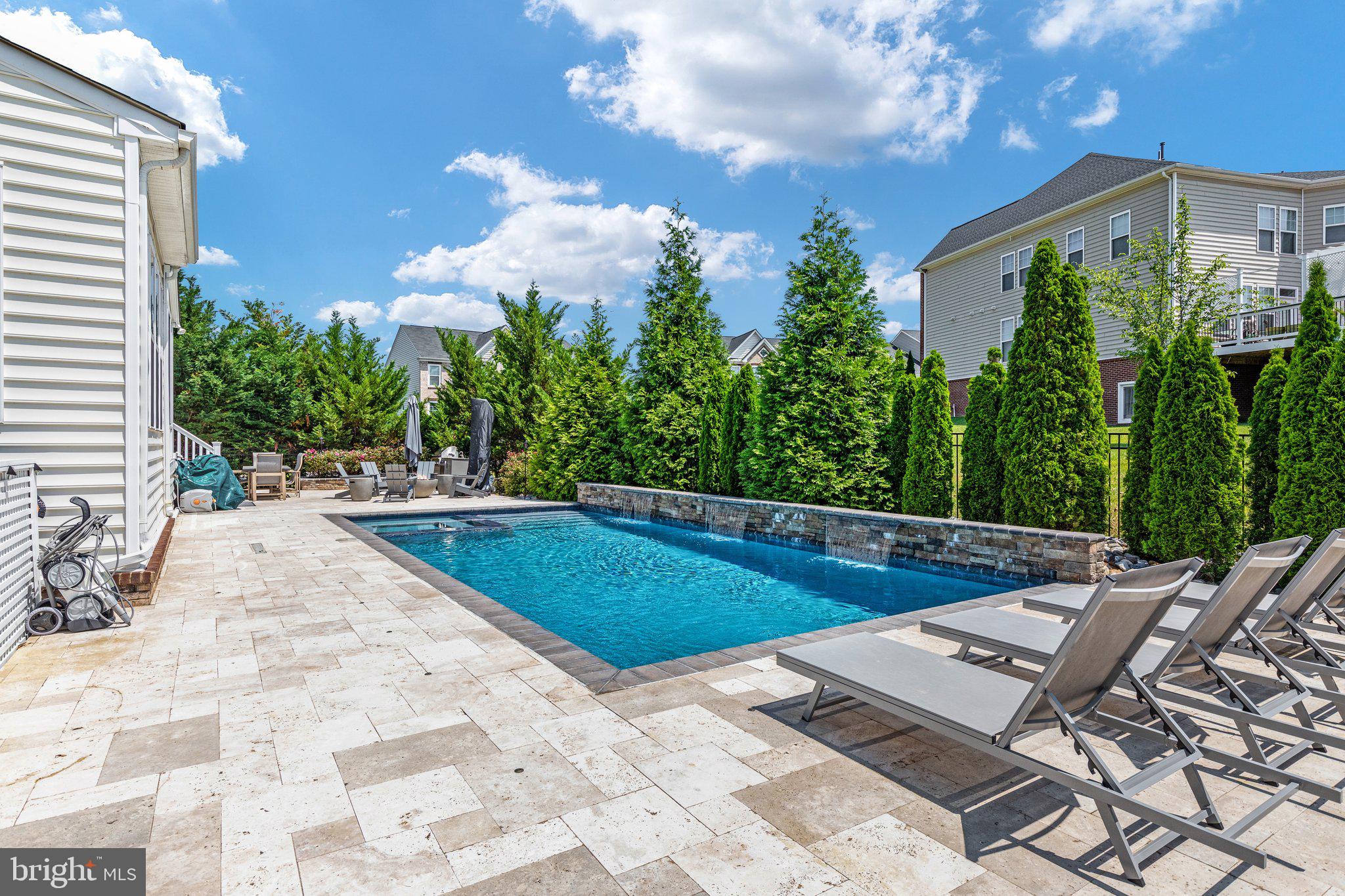 BRAMBLETON - Residential