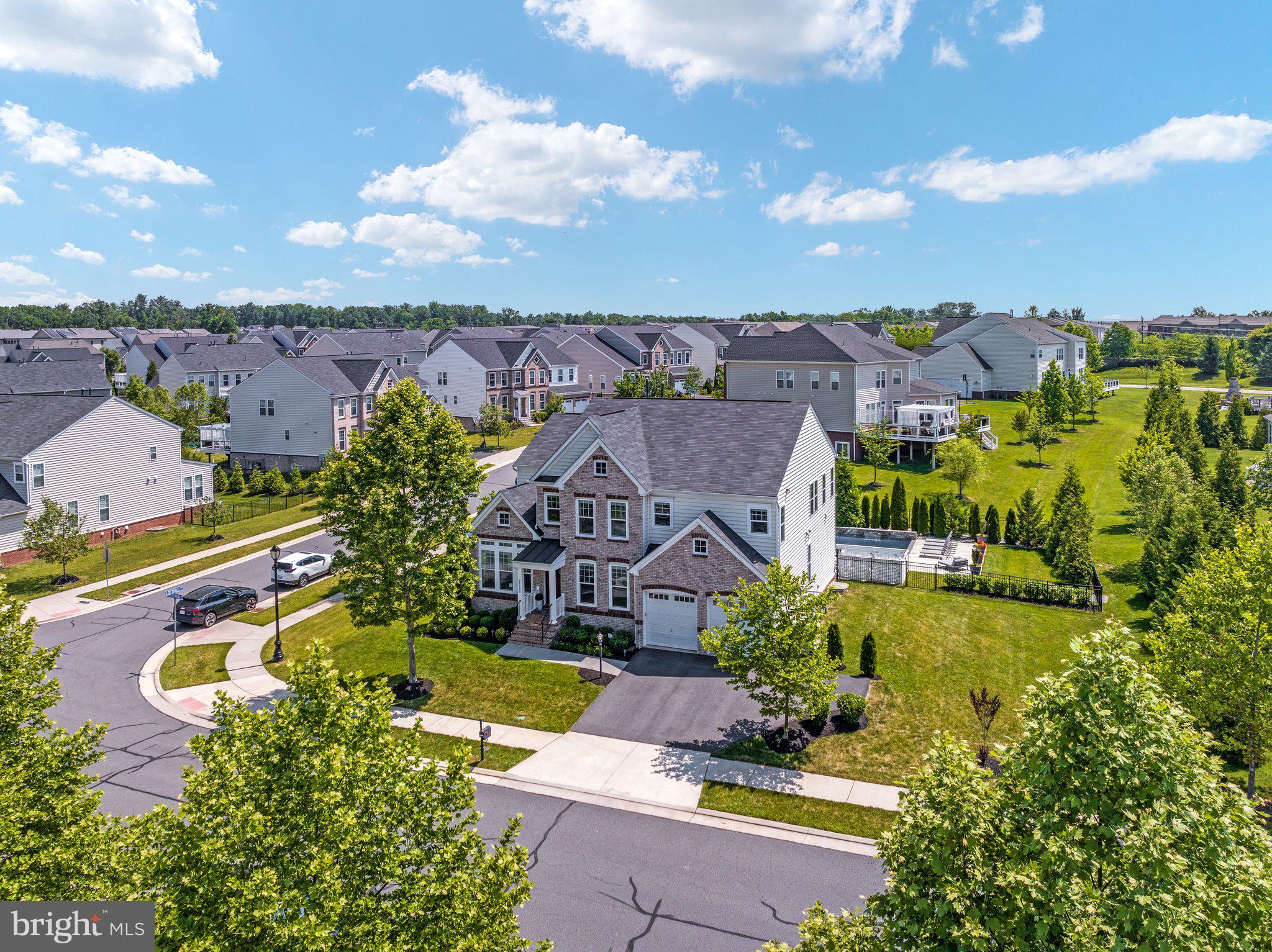 BRAMBLETON - Residential