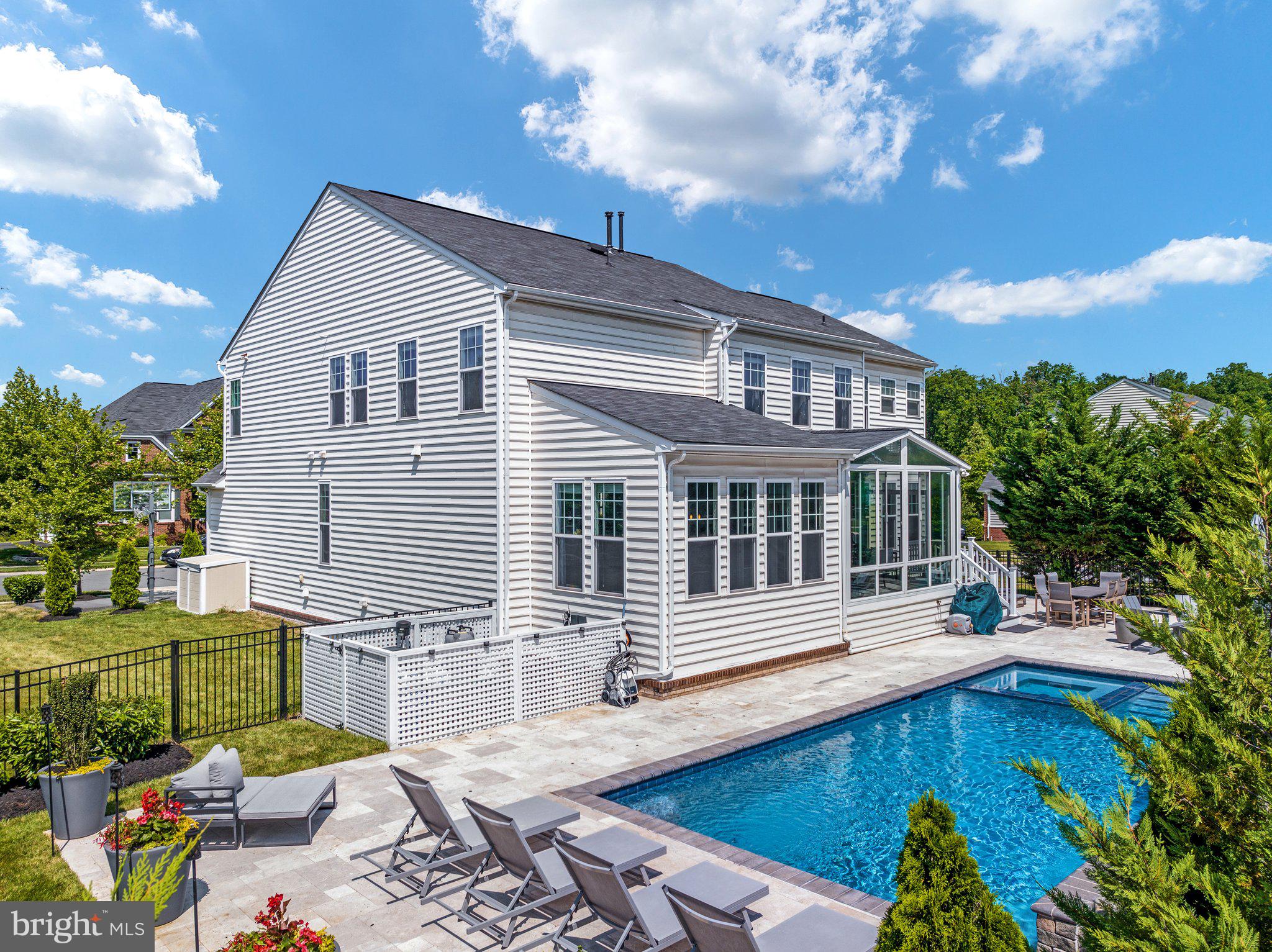 BRAMBLETON - Residential