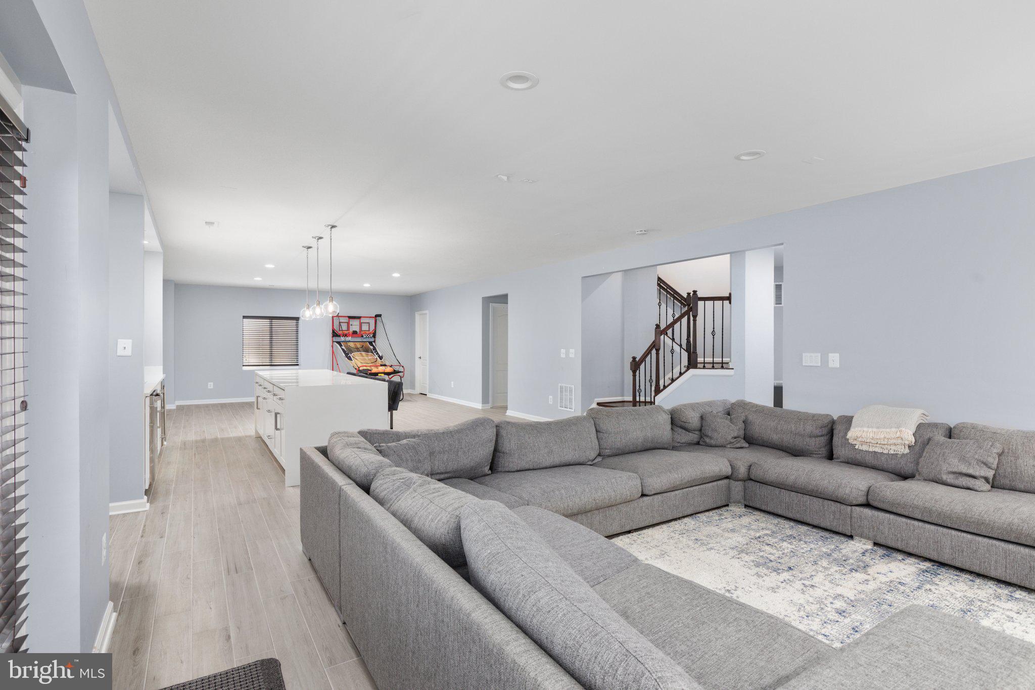 BRAMBLETON - Residential