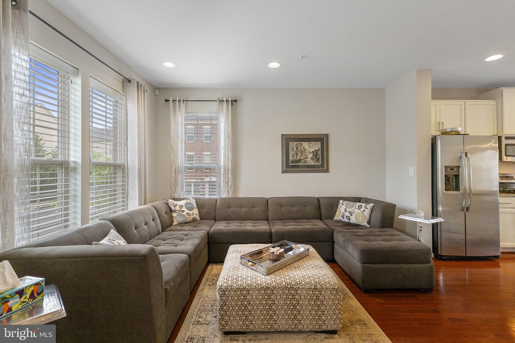 GALLERY PARK - Residential