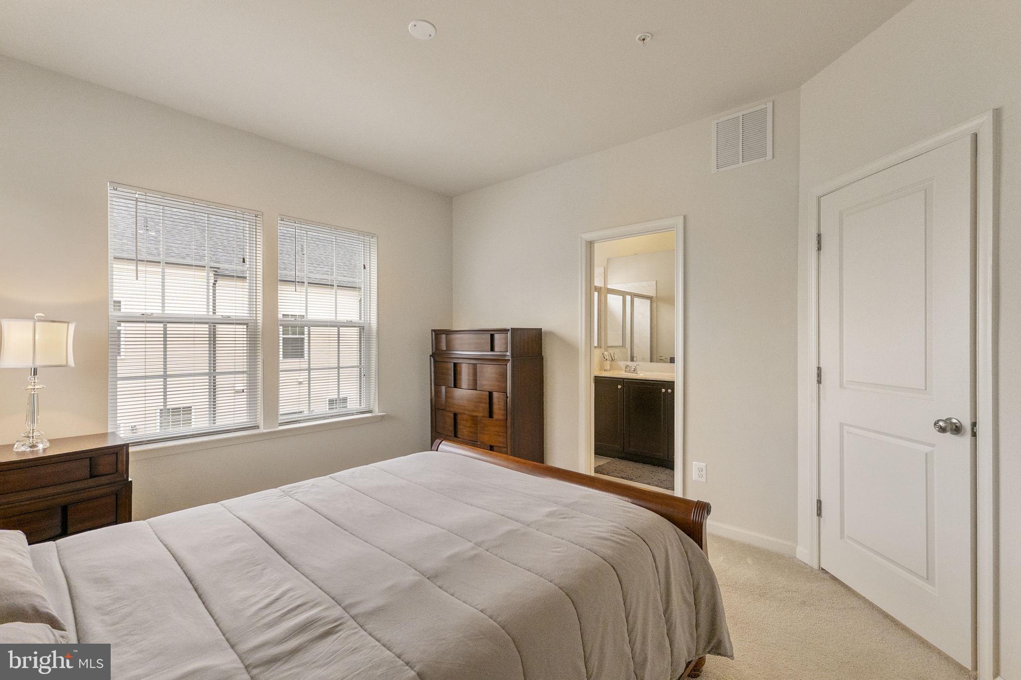 GALLERY PARK - Residential