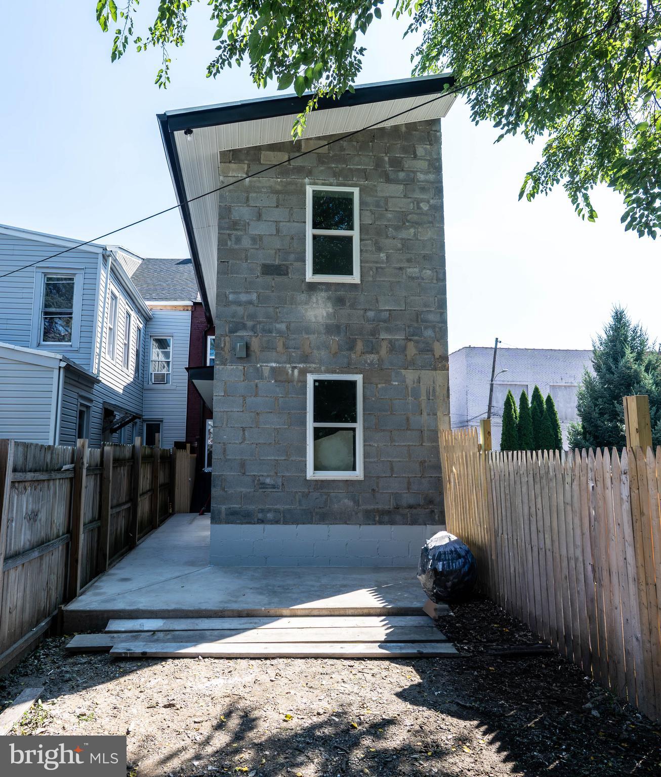 SOUTHWEST READING - Residential