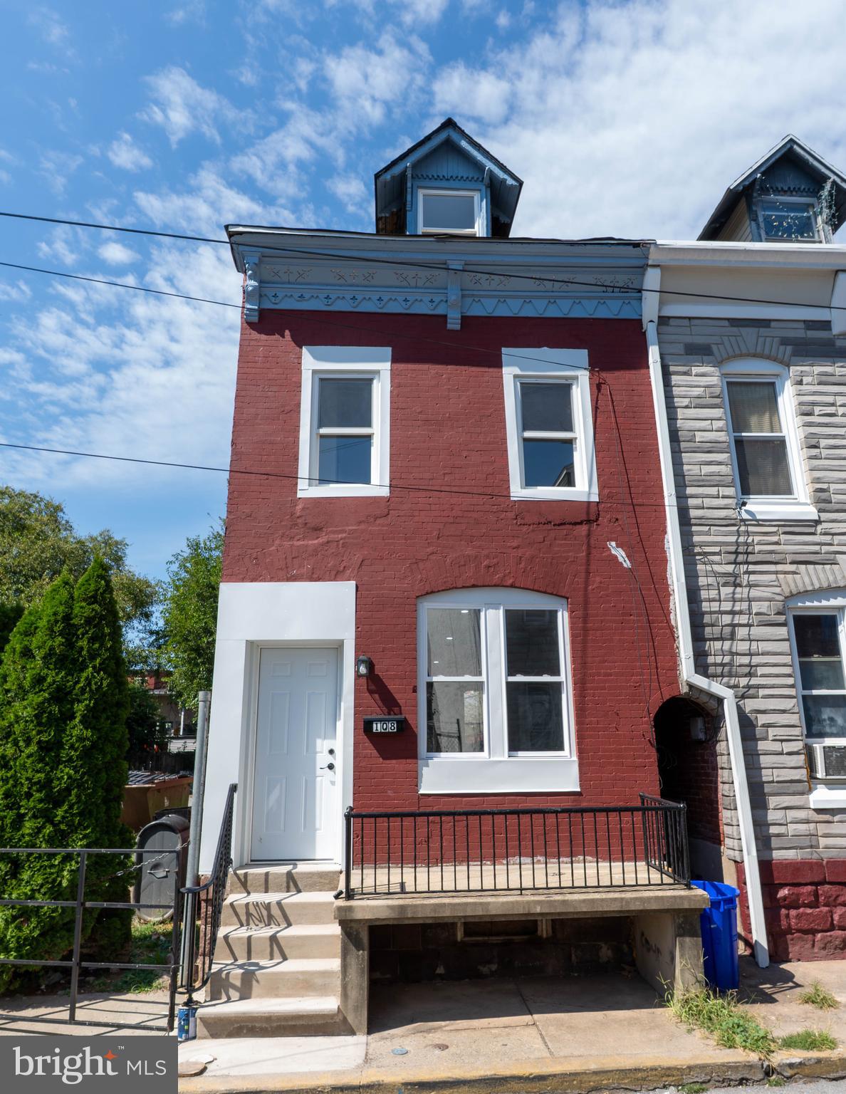 SOUTHWEST READING - Residential