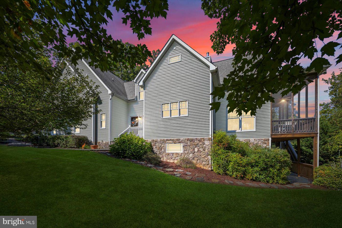 LAKE OF THE WOODS - Residential