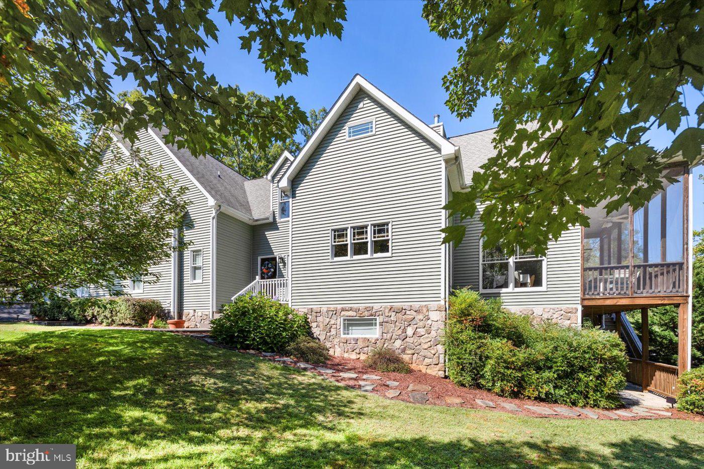 LAKE OF THE WOODS - Residential