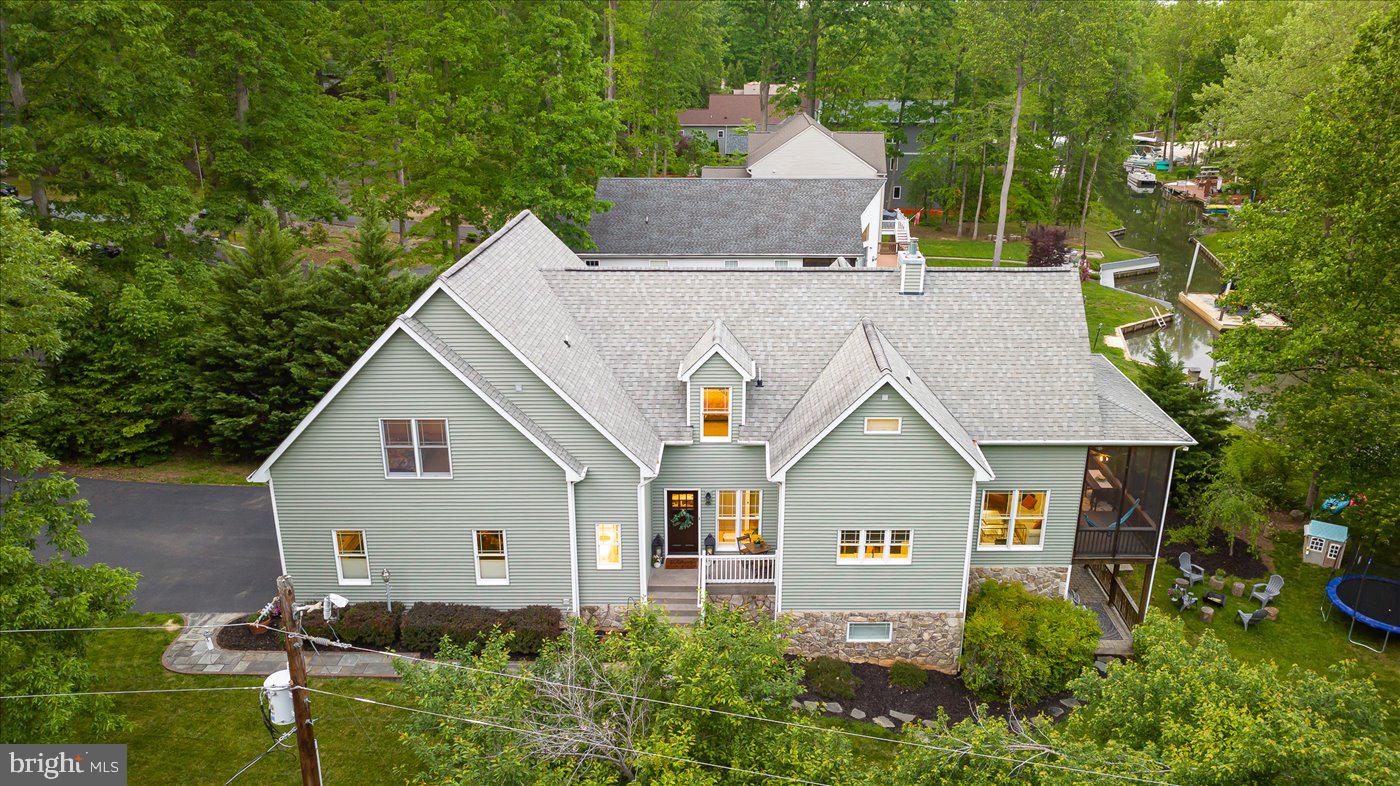 LAKE OF THE WOODS - Residential