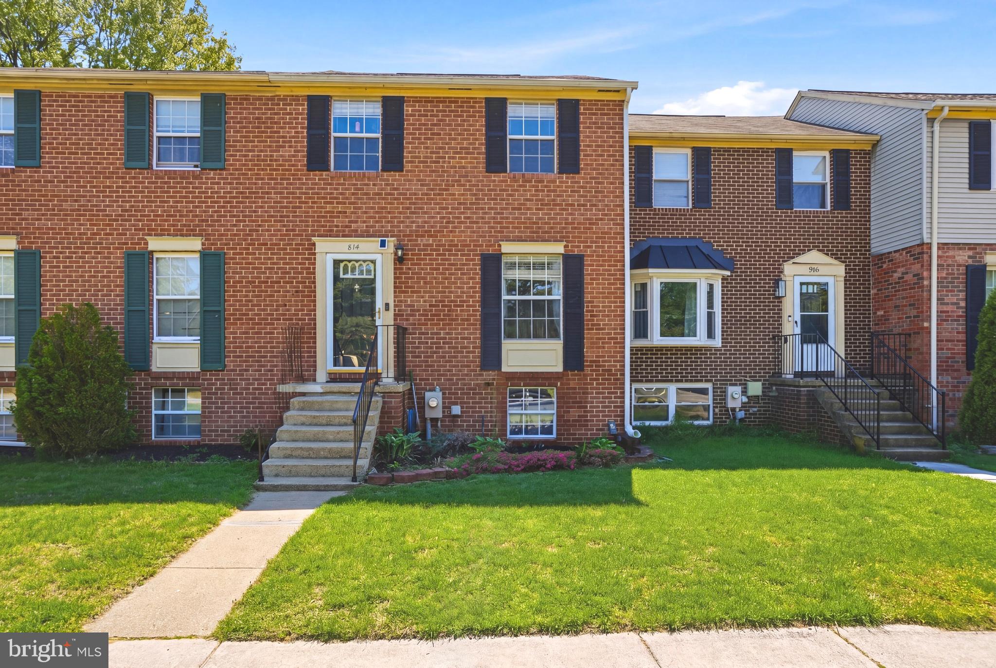 ELIZABETHS LANDING - Residential