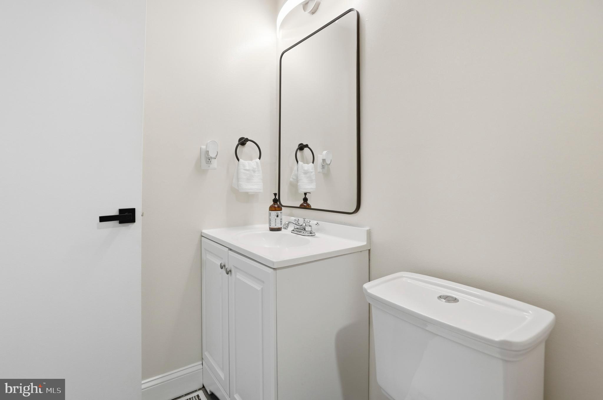 ELIZABETHS LANDING - Residential