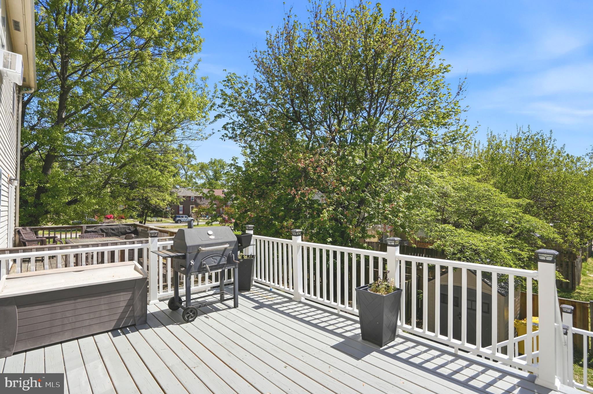 ELIZABETHS LANDING - Residential