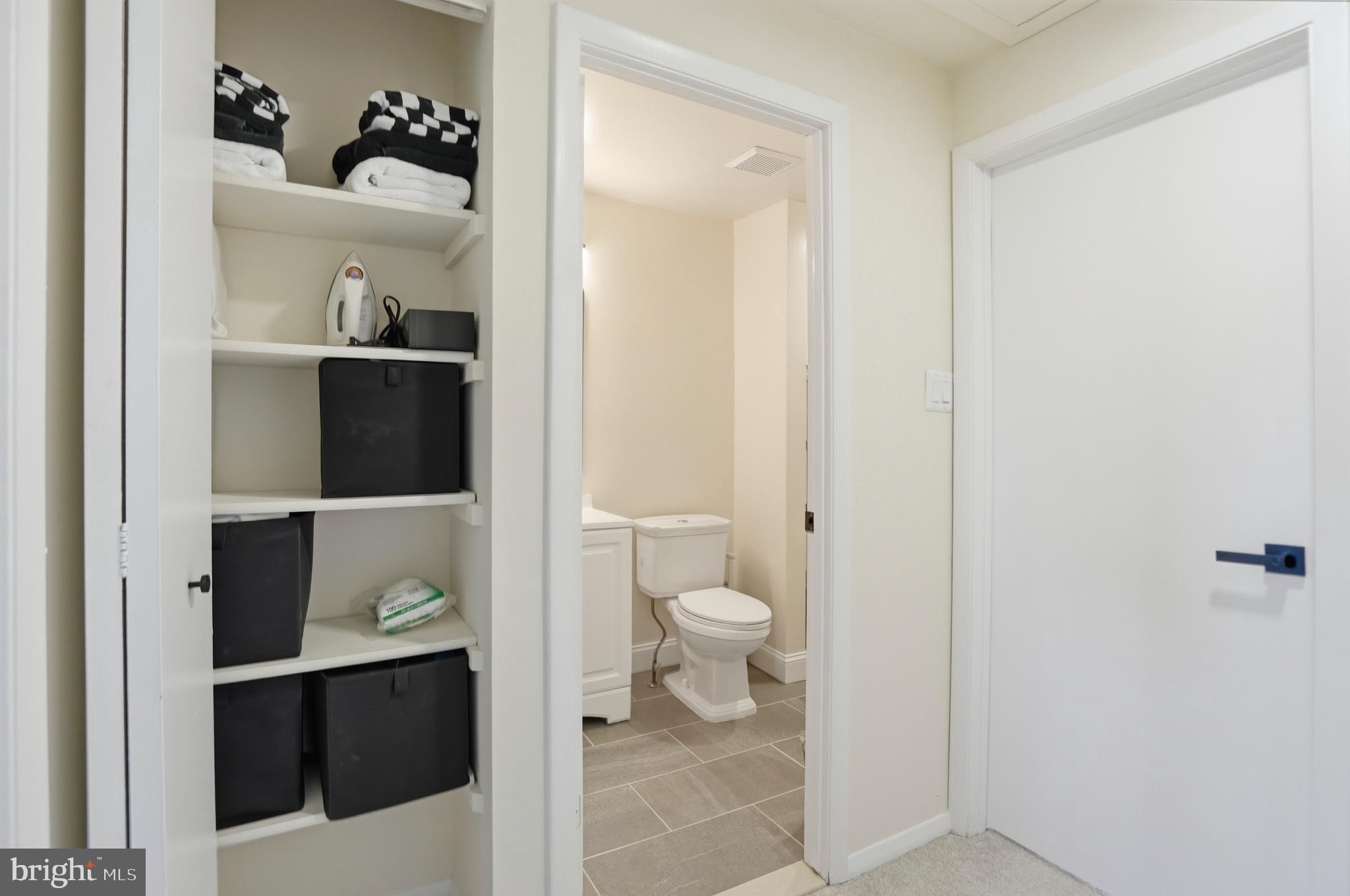 ELIZABETHS LANDING - Residential