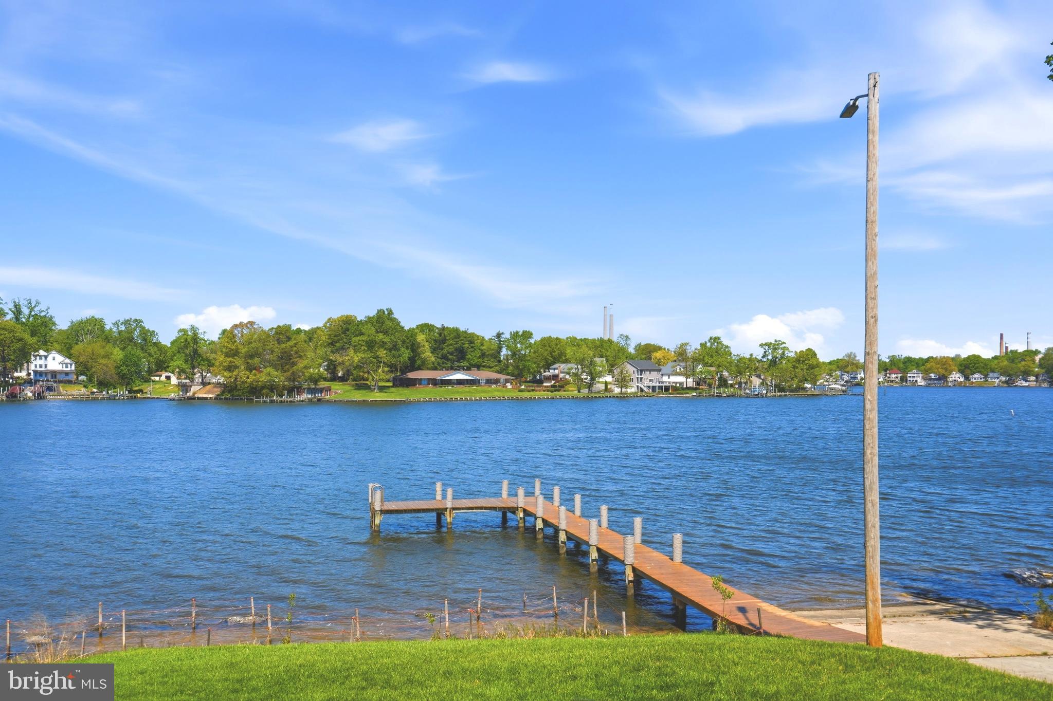 ELIZABETHS LANDING - Residential