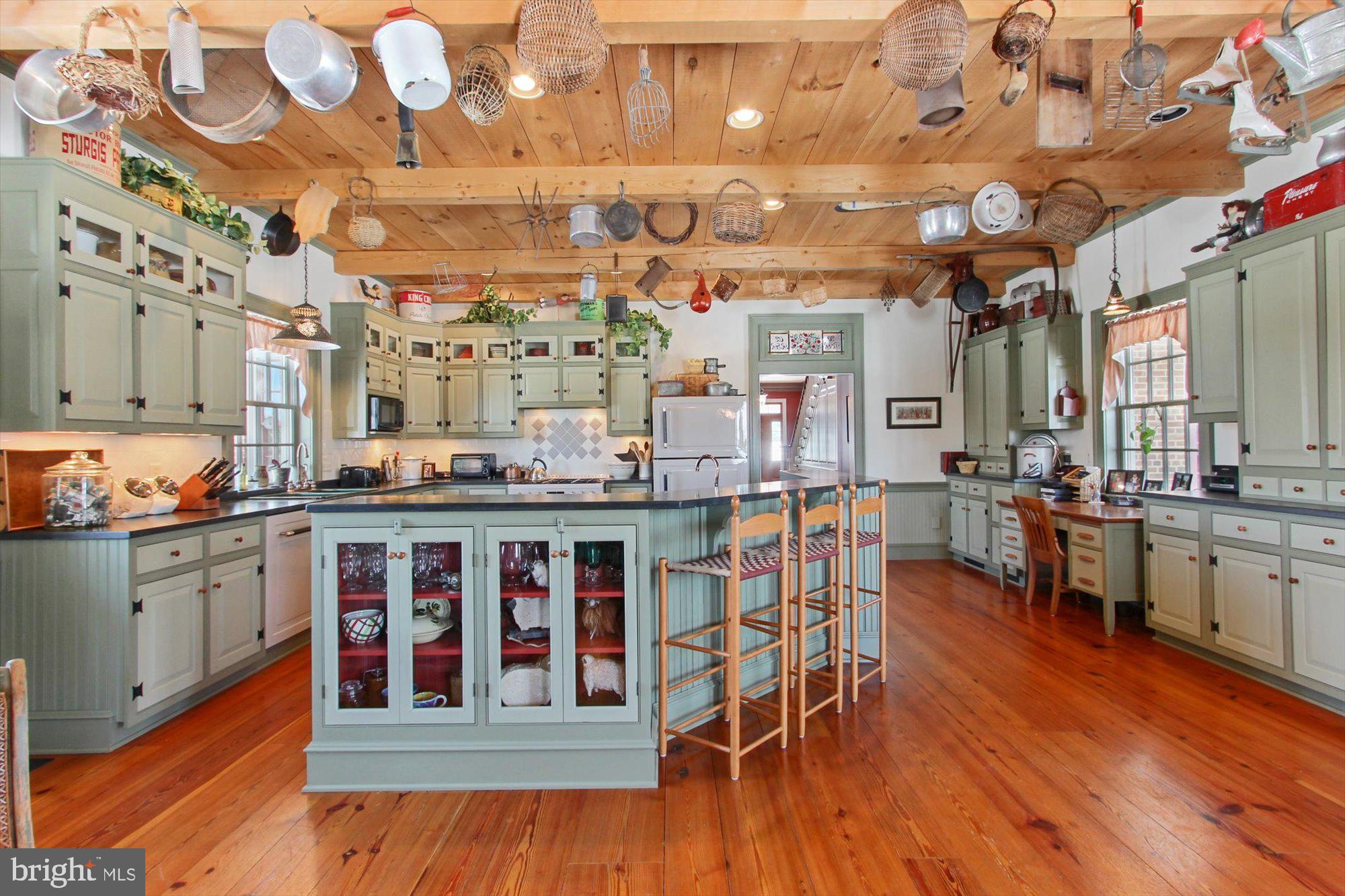 NEWVILLE - Residential