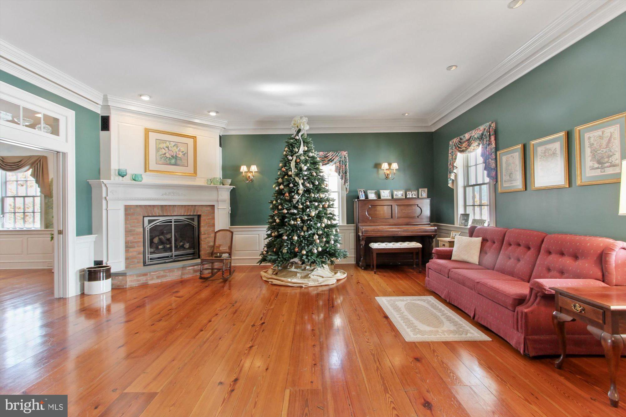 NEWVILLE - Residential