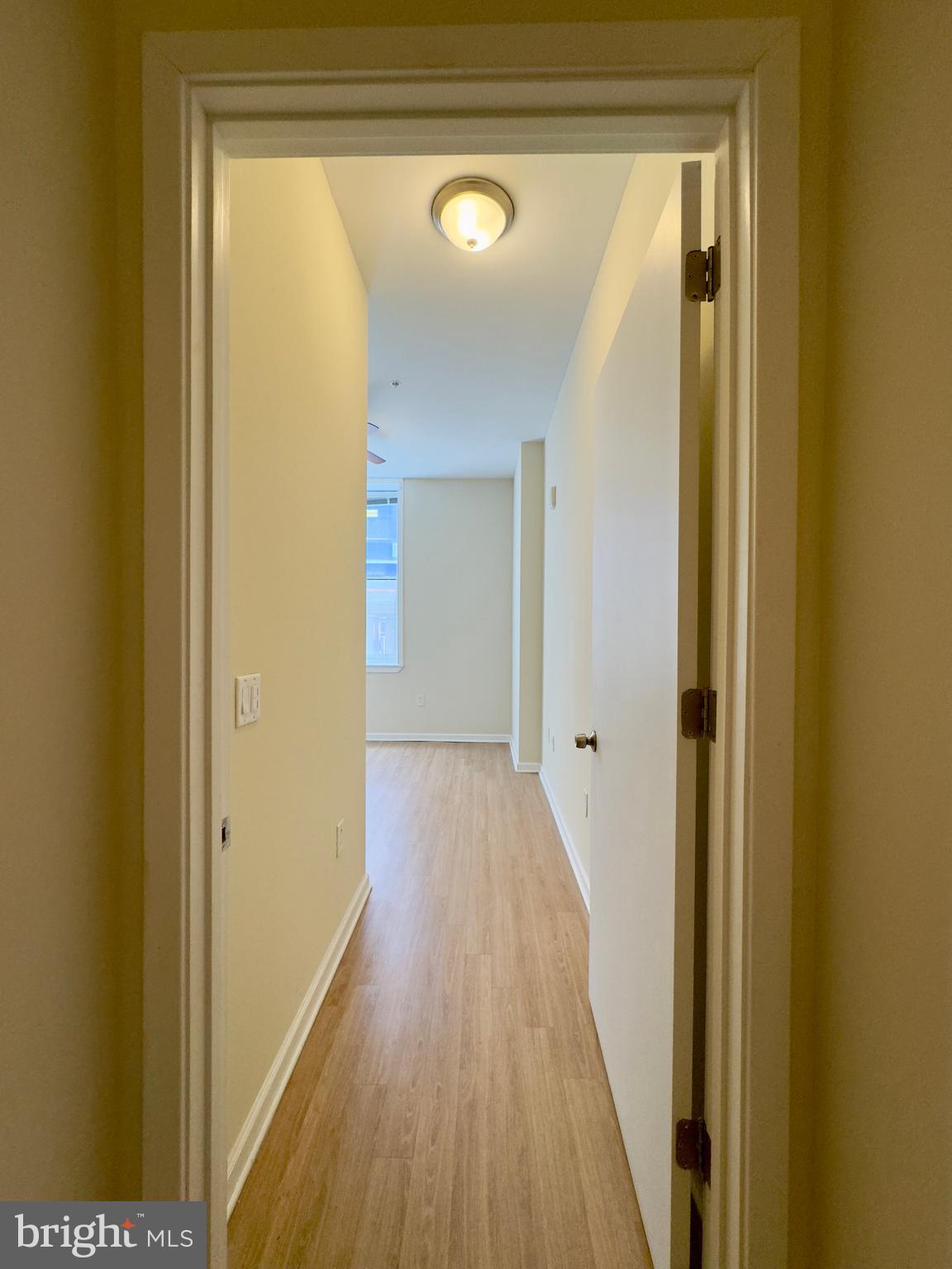 DOWNTOWN - Residential Lease
