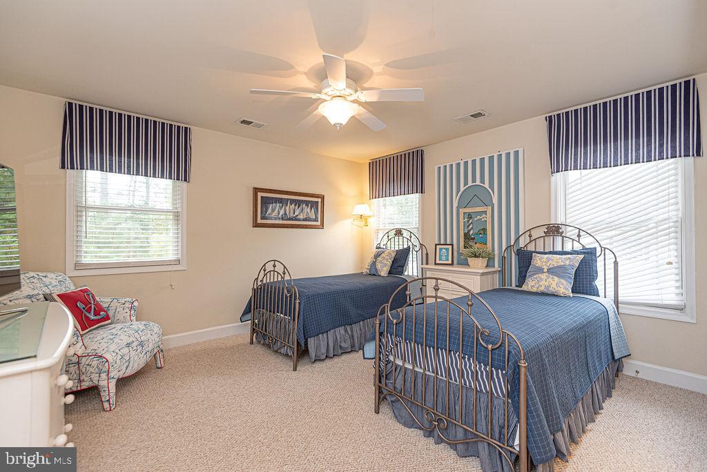 GLEN RIDDLE - Residential