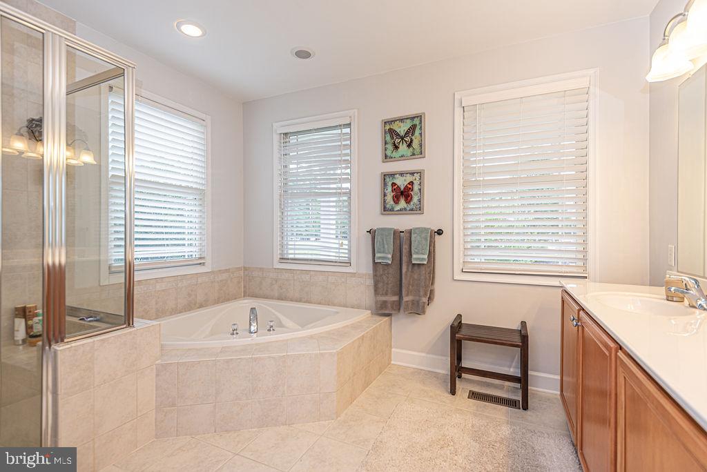 GLEN RIDDLE - Residential