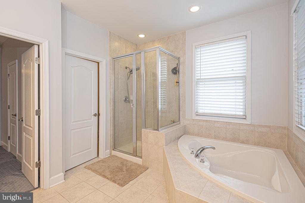 GLEN RIDDLE - Residential