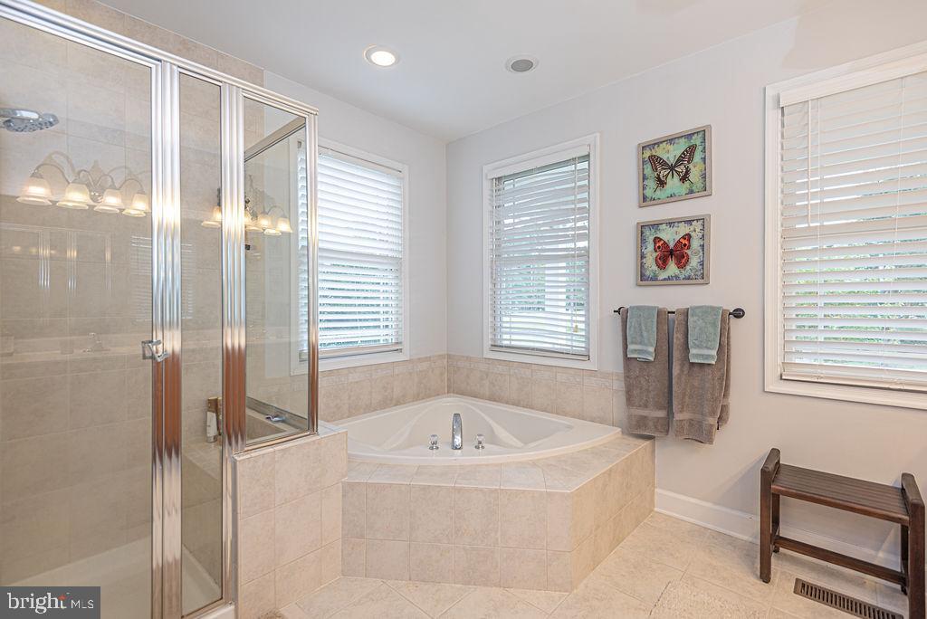 GLEN RIDDLE - Residential