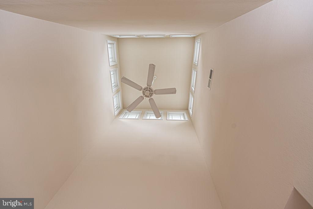 GLEN RIDDLE - Residential