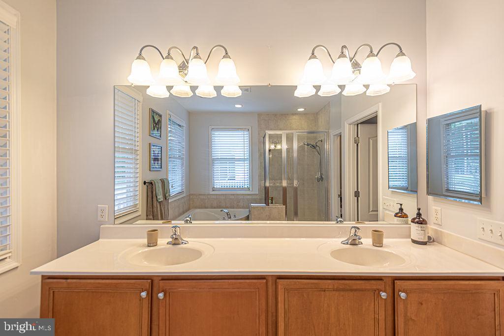 GLEN RIDDLE - Residential